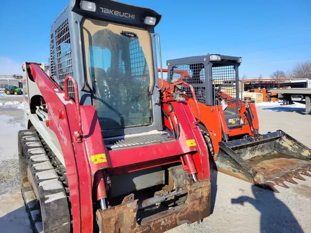 Image of Takeuchi TL10 equipment image 3