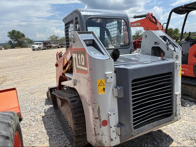 Image of Takeuchi TL10 equipment image 3