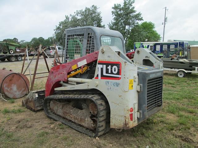 Image of Takeuchi TL10 equipment image 3