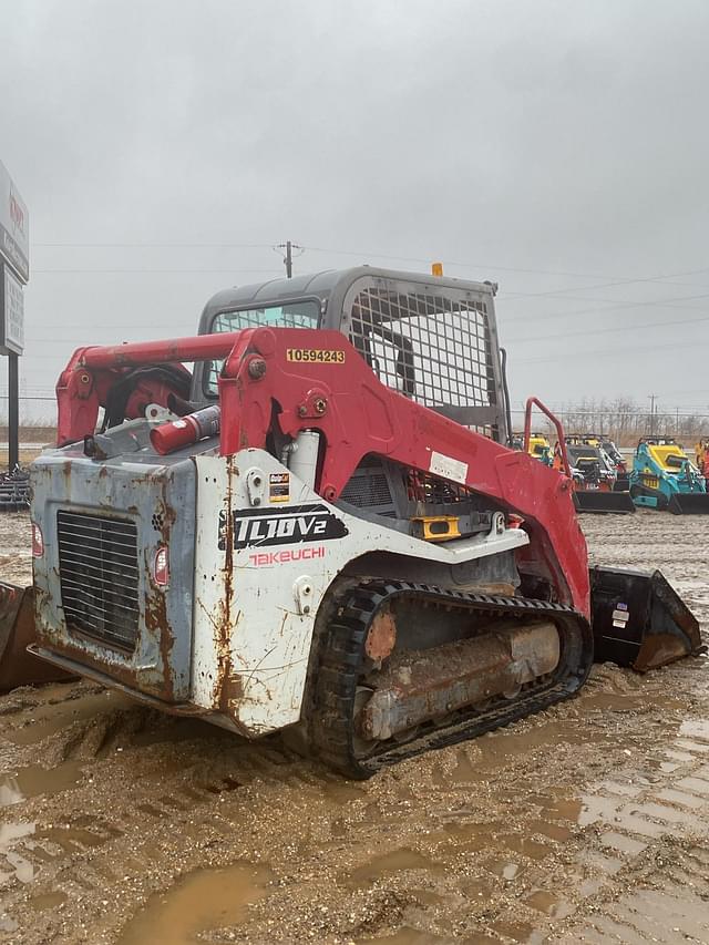 Image of Takeuchi TL10V2 equipment image 3