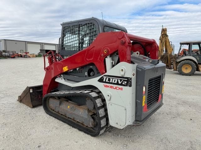 Image of Takeuchi TL10V2 equipment image 2