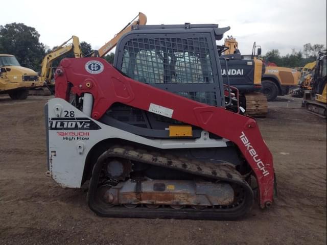 Image of Takeuchi TL10V2 equipment image 2