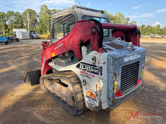 Image of Takeuchi TL10V2 equipment image 2