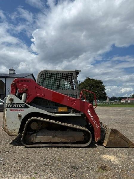 Image of Takeuchi TL10V2 equipment image 2