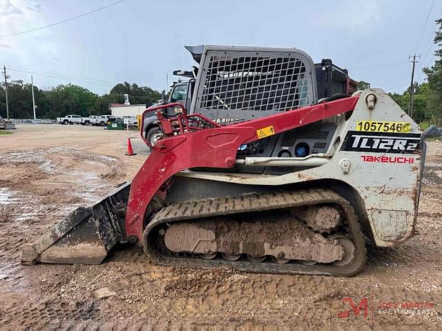 Image of Takeuchi TL12R2 equipment image 4