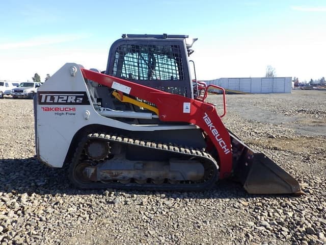 Image of Takeuchi TL12R2 equipment image 2