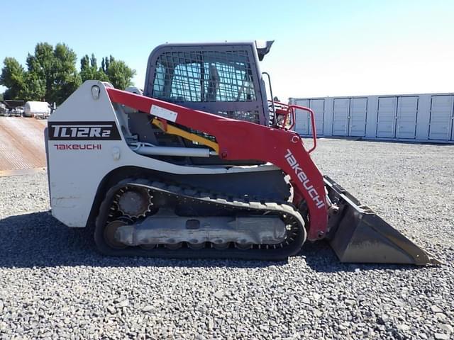 Image of Takeuchi TL12R2 equipment image 3