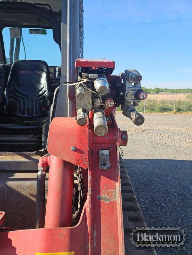 Image of Takeuchi TL12R2 equipment image 1