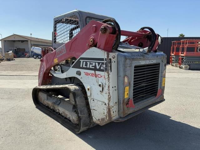 Image of Takeuchi TL12V2 equipment image 3