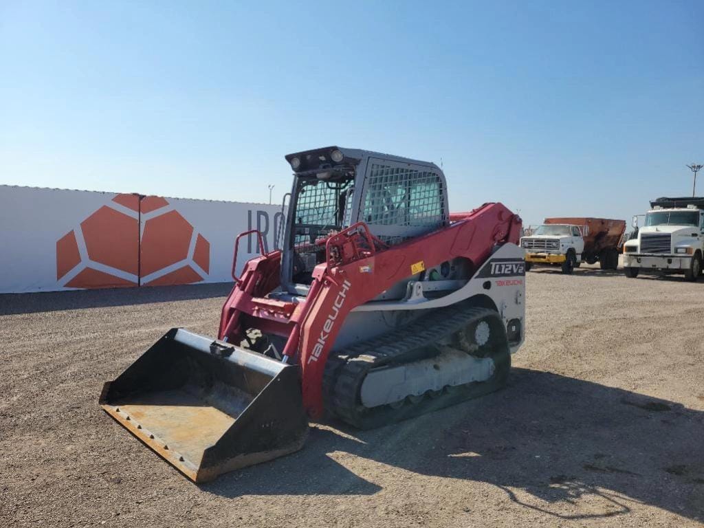 Takeuchi TL12V2 Equipment Image0
