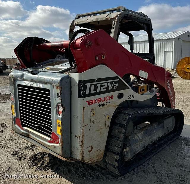 Image of Takeuchi TL12V2 equipment image 4