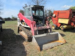 Main image Takeuchi TL12V2