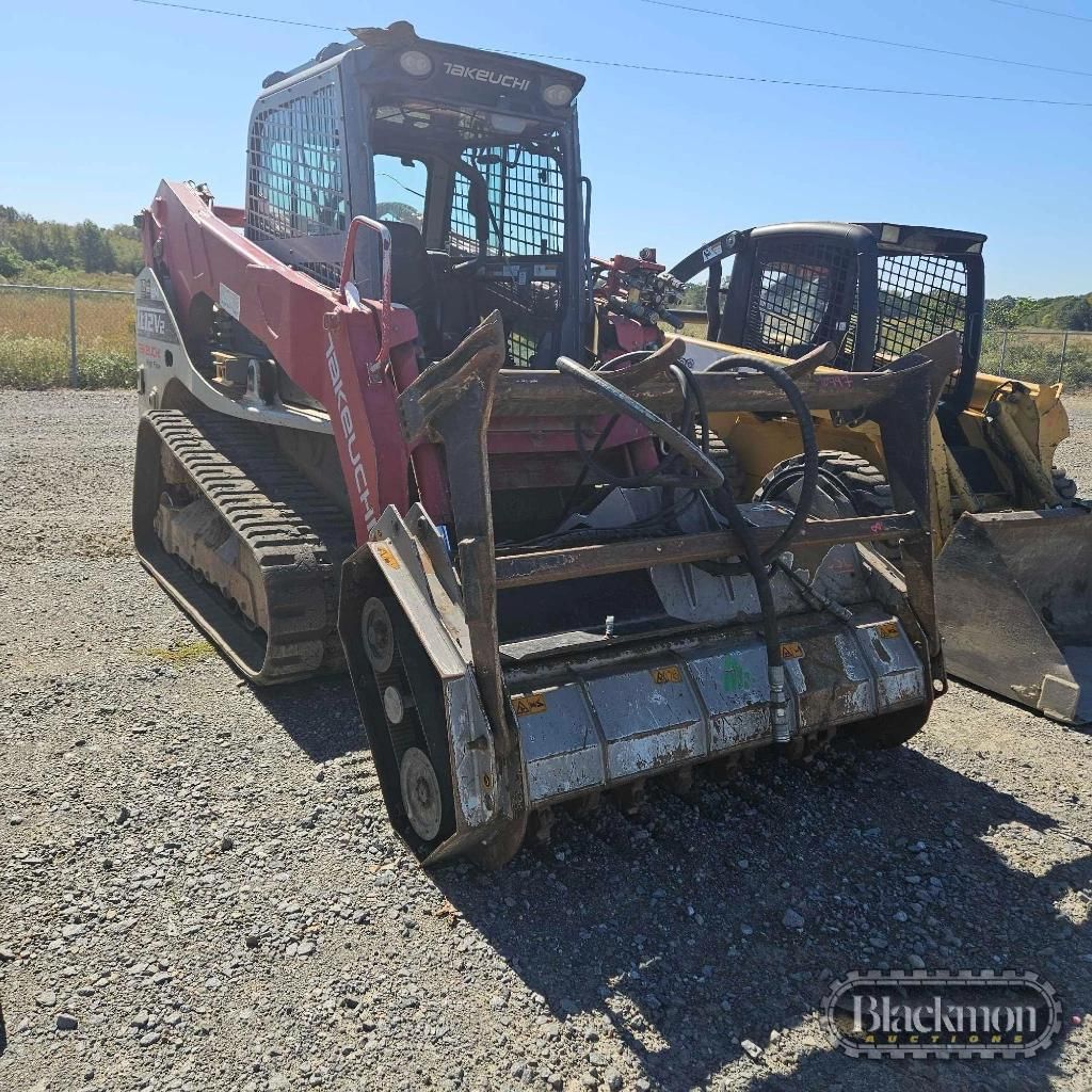 Takeuchi TL12V2 Equipment Image0