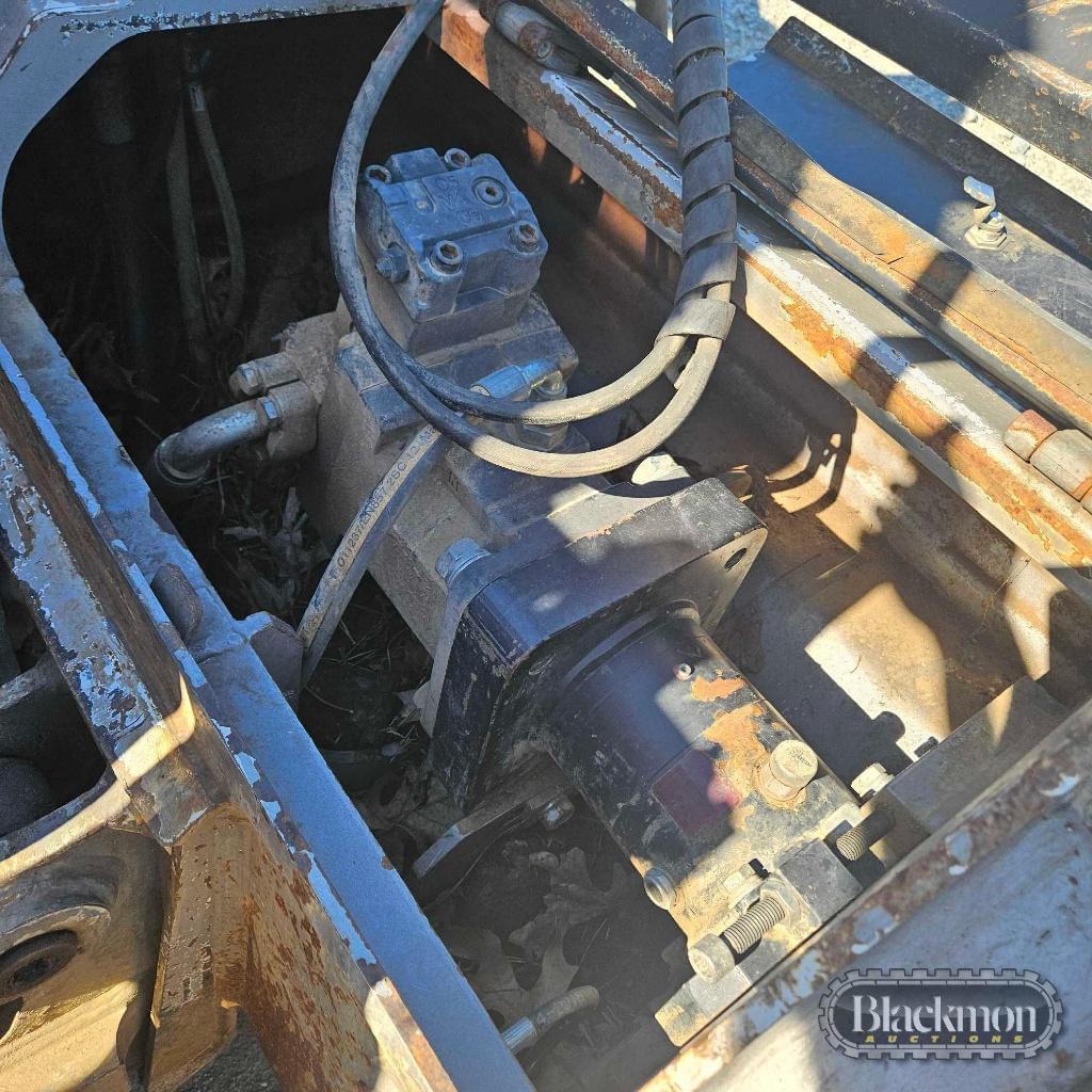 Image of Takeuchi TL12V2 Image 1