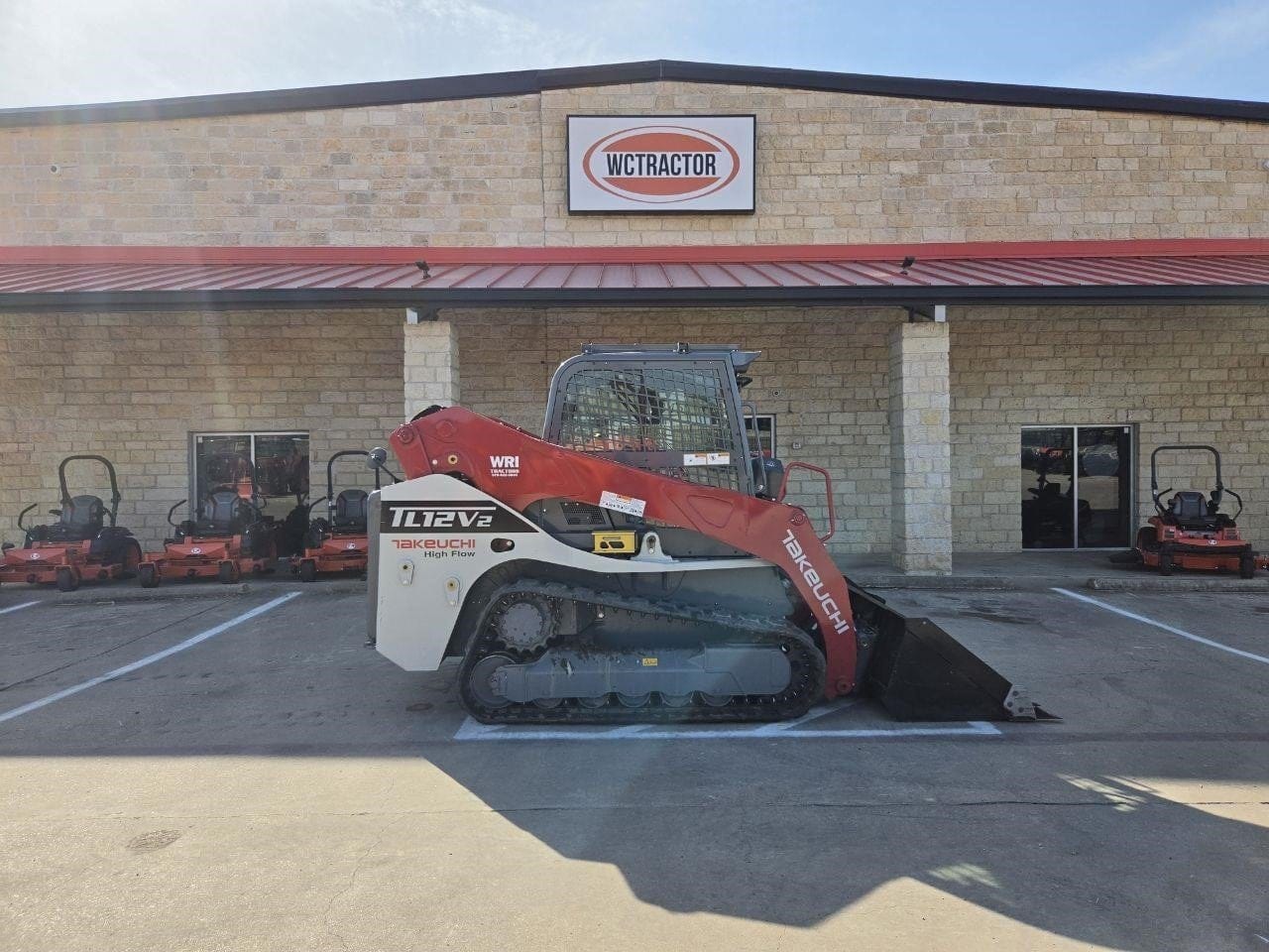 2026 Takeuchi TL12V2 Equipment Image0