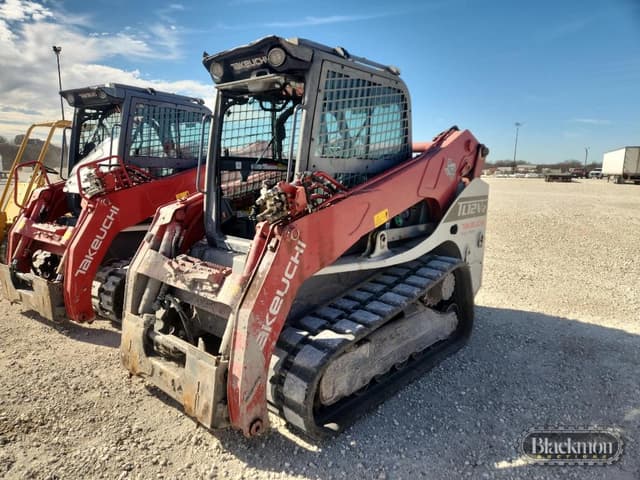 Image of Takeuchi TL12V2 equipment image 3