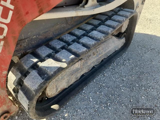 Image of Takeuchi TL12V2 equipment image 4