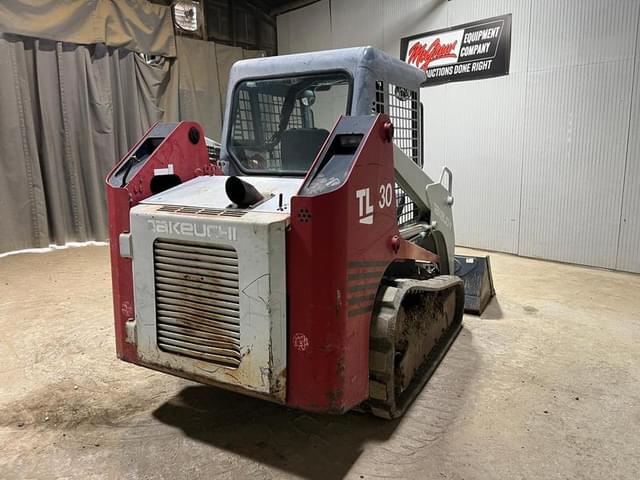 Image of Takeuchi TL130 equipment image 4