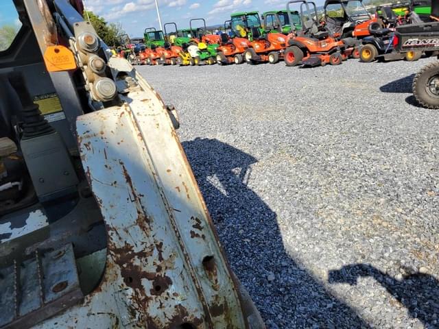 Image of Takeuchi TL130 equipment image 2