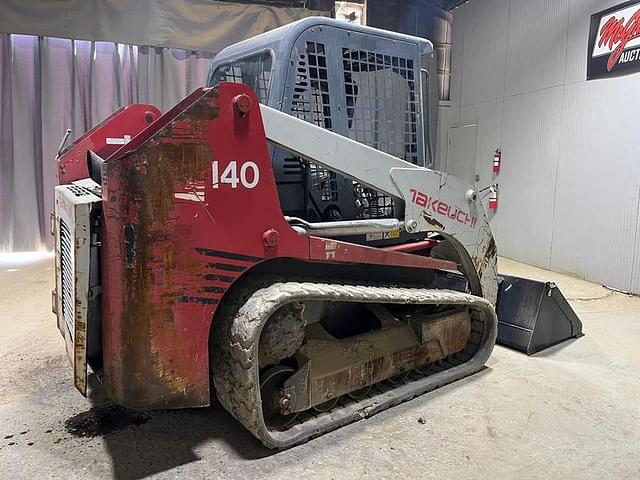 Image of Takeuchi TL140 equipment image 4
