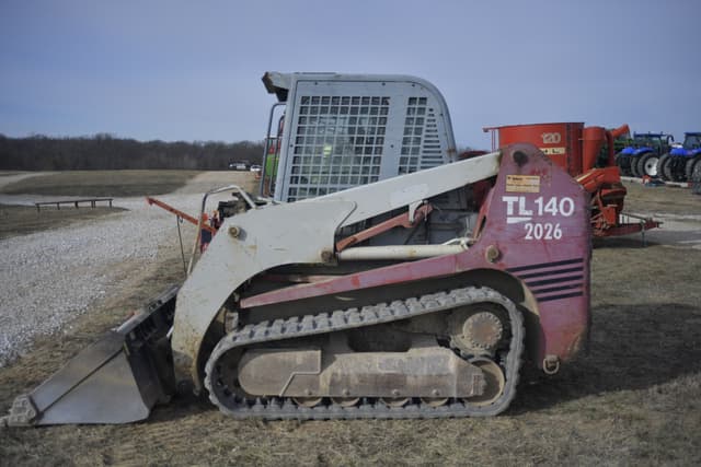 Image of Takeuchi TL140 equipment image 2