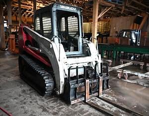 Takeuchi TL150 Equipment Image0