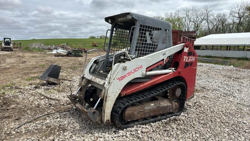 Image of Takeuchi TL230 Primary image