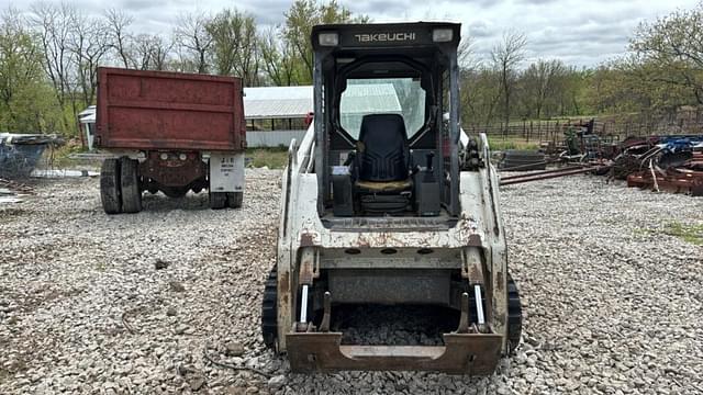 Image of Takeuchi TL230 equipment image 3
