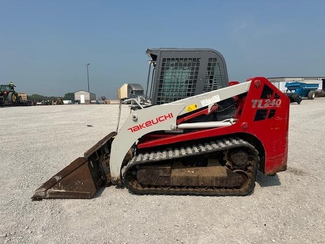 Image of Takeuchi TL240 equipment image 1
