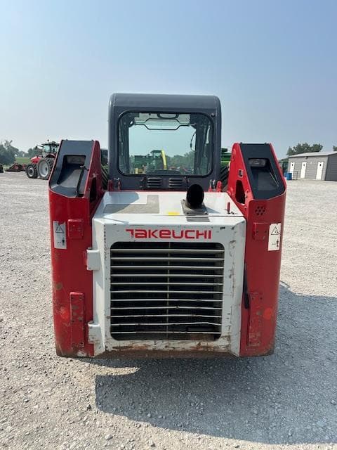 Image of Takeuchi TL240 equipment image 3