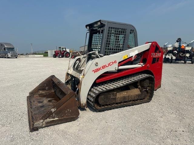 Takeuchi TL240  Equipment Image0