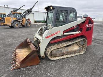 Main image Takeuchi TL250