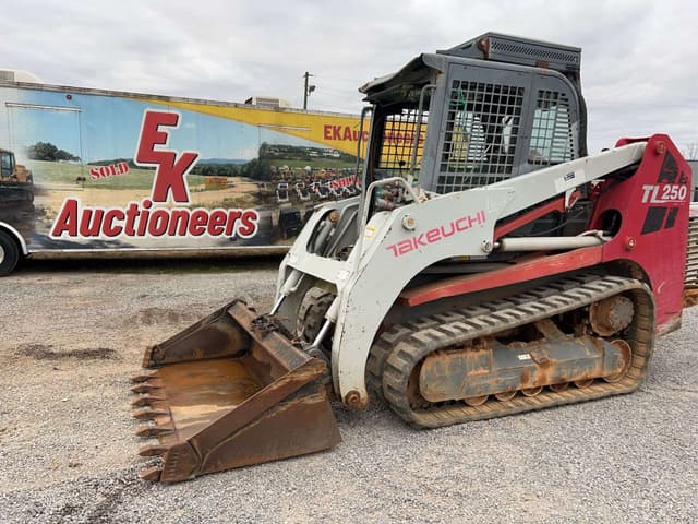 Image of Takeuchi TL250 equipment image 1