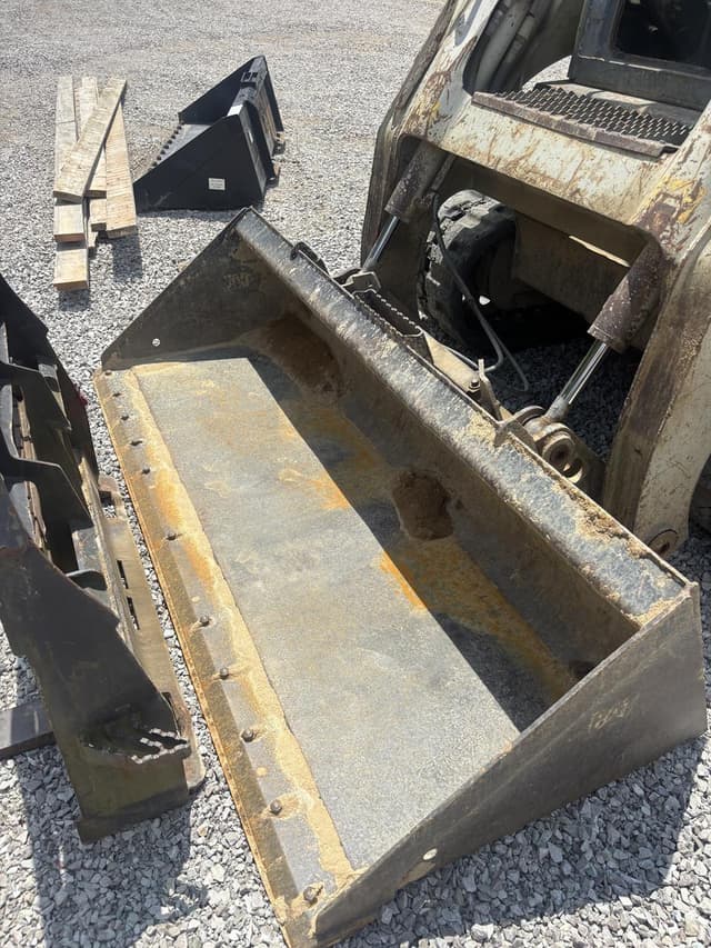 Image of Takeuchi TL250 equipment image 3