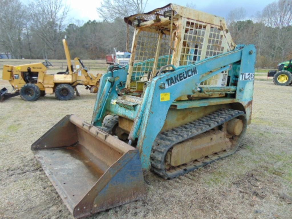 Takeuchi TL26 Equipment Image0