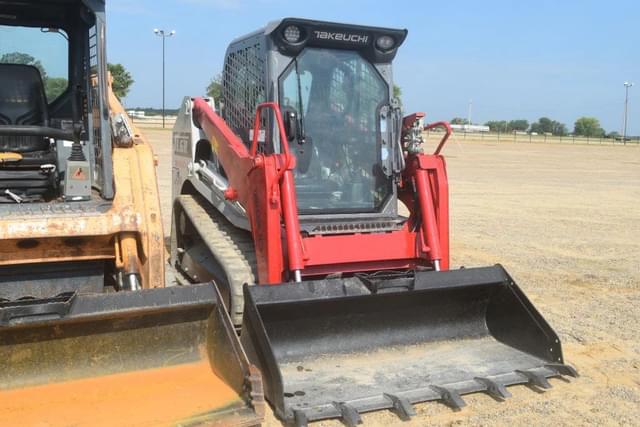 Image of Takeuchi TL6R equipment image 3