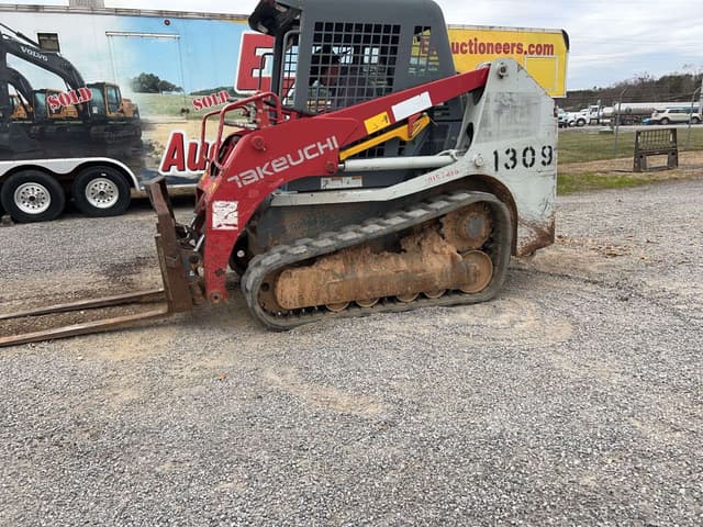 Image of Takeuchi TL8 equipment image 2
