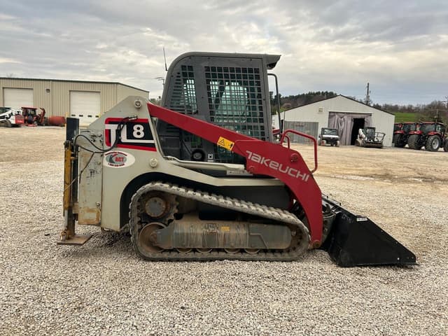 Image of Takeuchi TL8 equipment image 4
