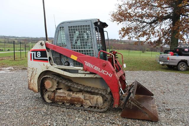 Image of Takeuchi TL8 equipment image 3