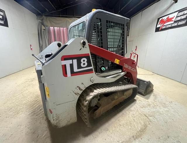 Image of Takeuchi TL8 equipment image 4