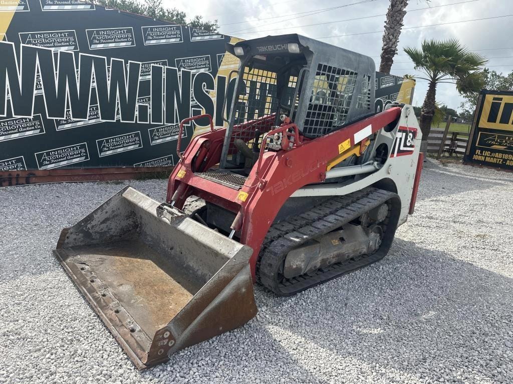 Takeuchi TL8 Equipment Image0