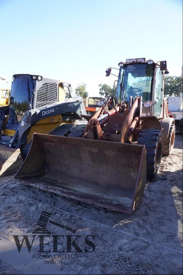 Image of Takeuchi TW80 equipment image 1