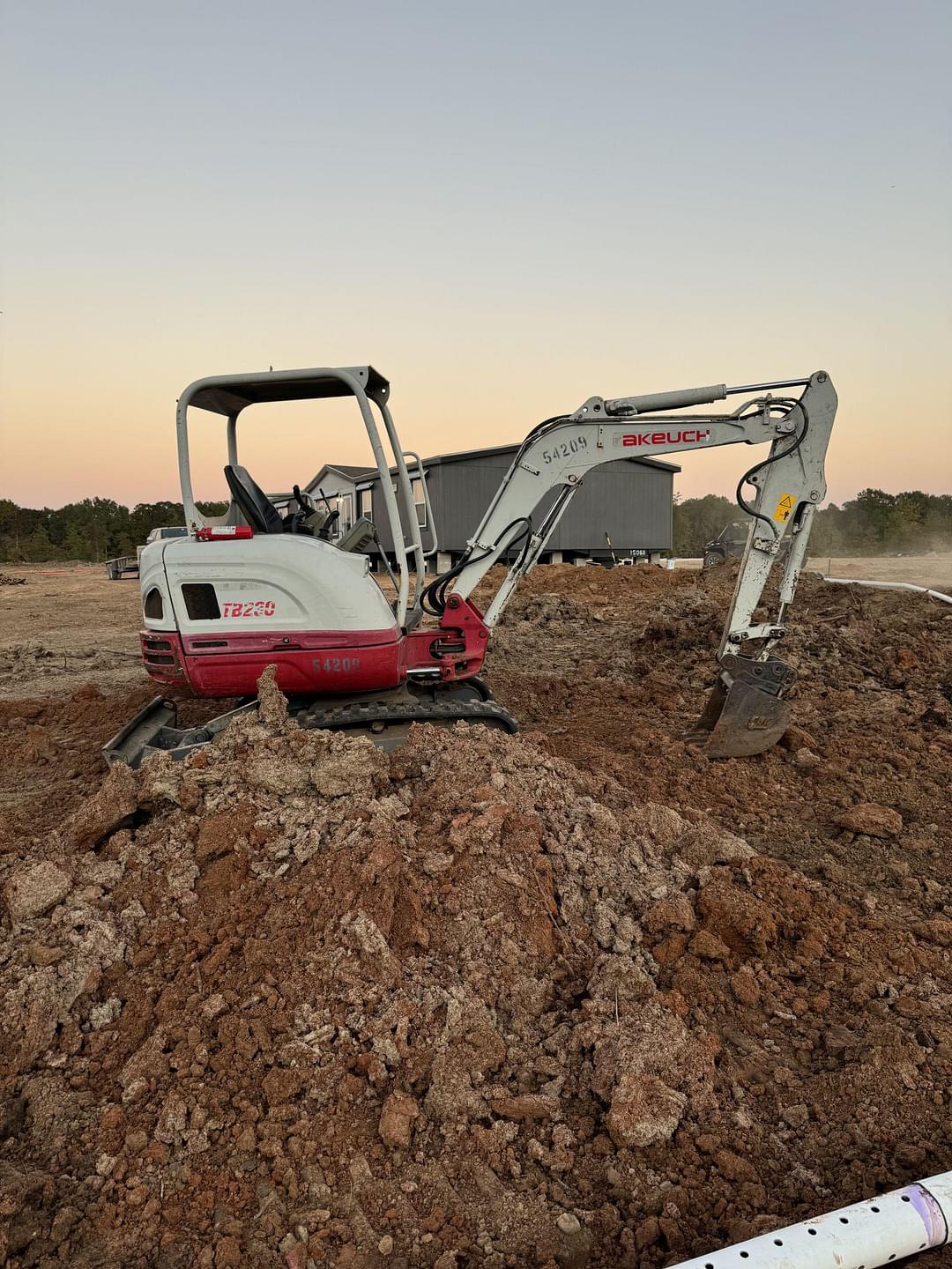 Image of Takeuchi TB230 Primary image