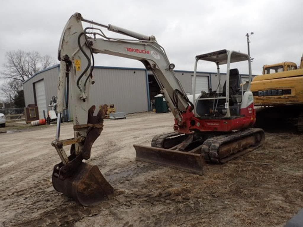 Image of Takeuchi TB260 Primary image