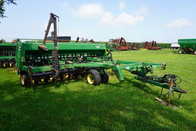 Image of John Deere 750 equipment image 4