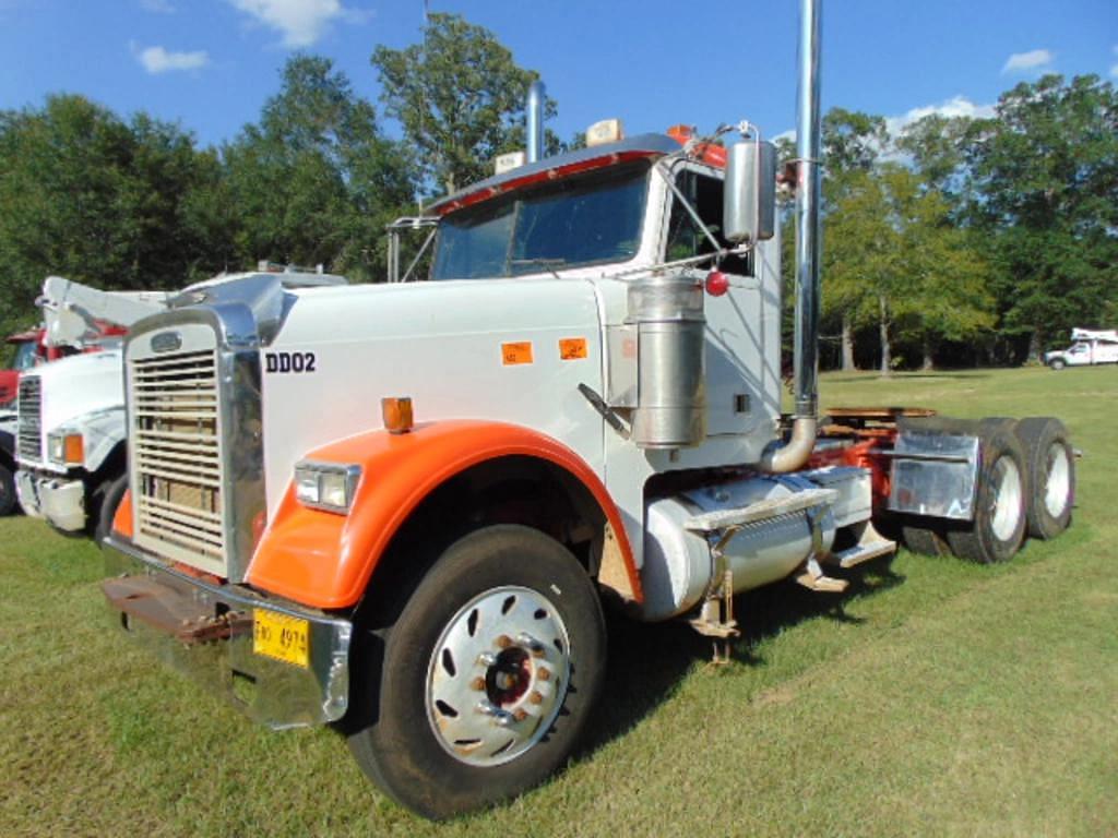 Image of Freightliner FLD120 Primary image