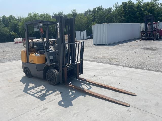 Image of TCM FCG25F9 equipment image 1