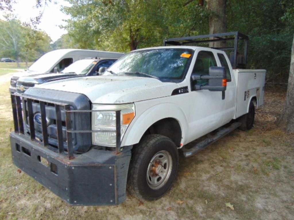 2016 Ford F-250 Equipment Image0