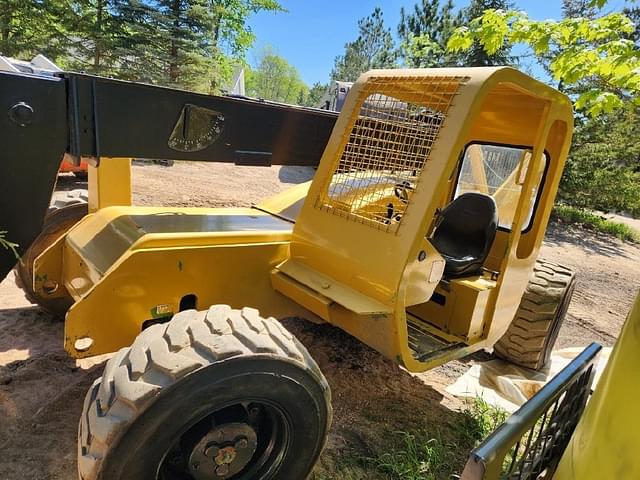 Image of Terex TH528 equipment image 2