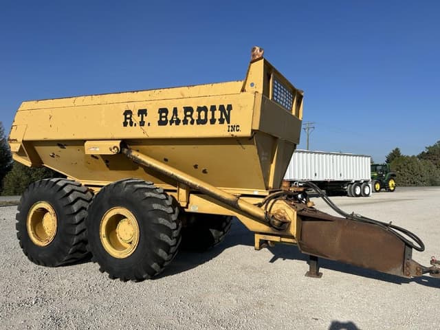 Image of R.T. Bardin Dump Cart equipment image 1